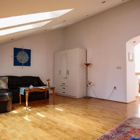 Apartment Amu *